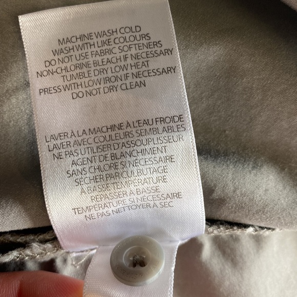 Field & Streams Grey Button Down Short Sleeved Shirt - Picture 12 of 12